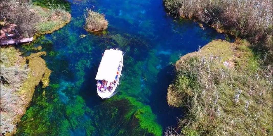 Herkes denizi seviyor ama bu nehrin güzelliği mest ediyor! Uğramadan dönmeyin, sodalı suyu cildi bebek gibi yapıyor 1